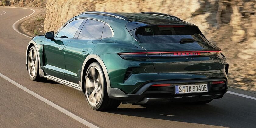 Porsche Taycan Cross Turismo
