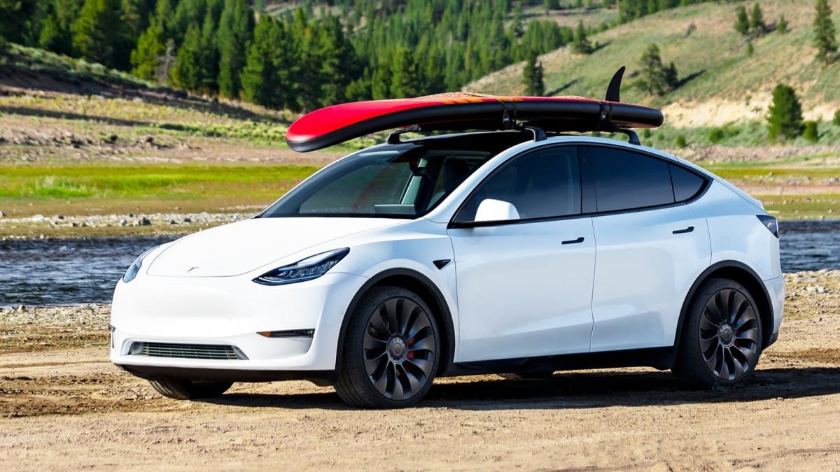 Tesla to launch Model Y With 6-seat in China