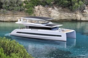 Silent Yachts 80 (SY80)