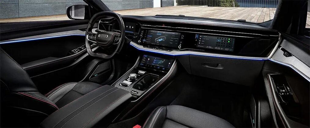 Jeep Wagoneer S inside