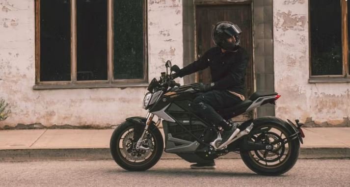 10 Best Electric Motorcycles of 2025 With Long Range & Instant Torque