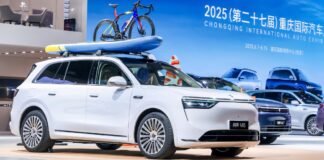 Huawei Showcases Aito M5, M8, and M9 Electric SUVs at IAA Mobility 2025 Huawei Showcases Aito M5, M8, and M9 Electric SUVs