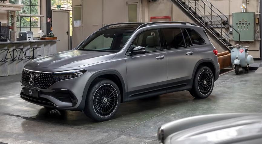 2025 Best 7-Seater Electric Cars for Families – Spacious, Safe, and Efficient