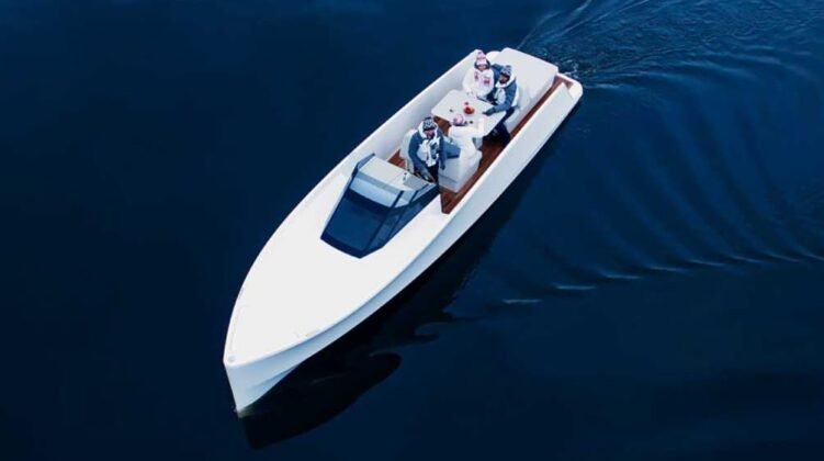 Q Yachts Q30