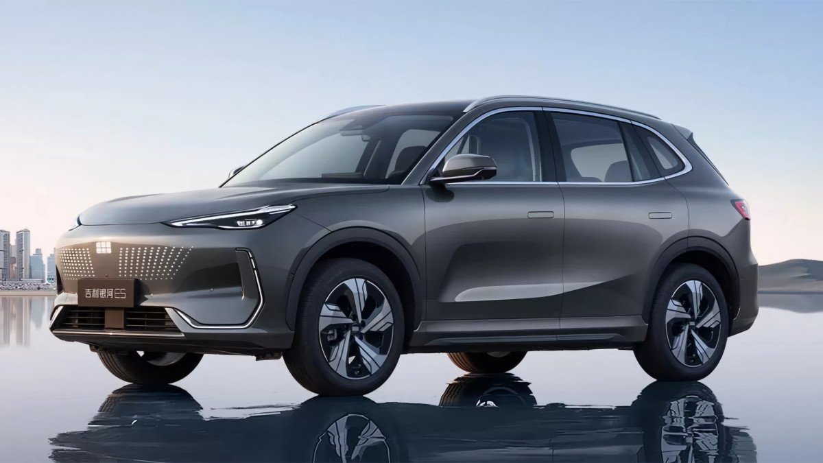 Geely Galaxy E5: Global Budget Electric SUV Debuts With New Battery Tech and Up to 329-Mile Range