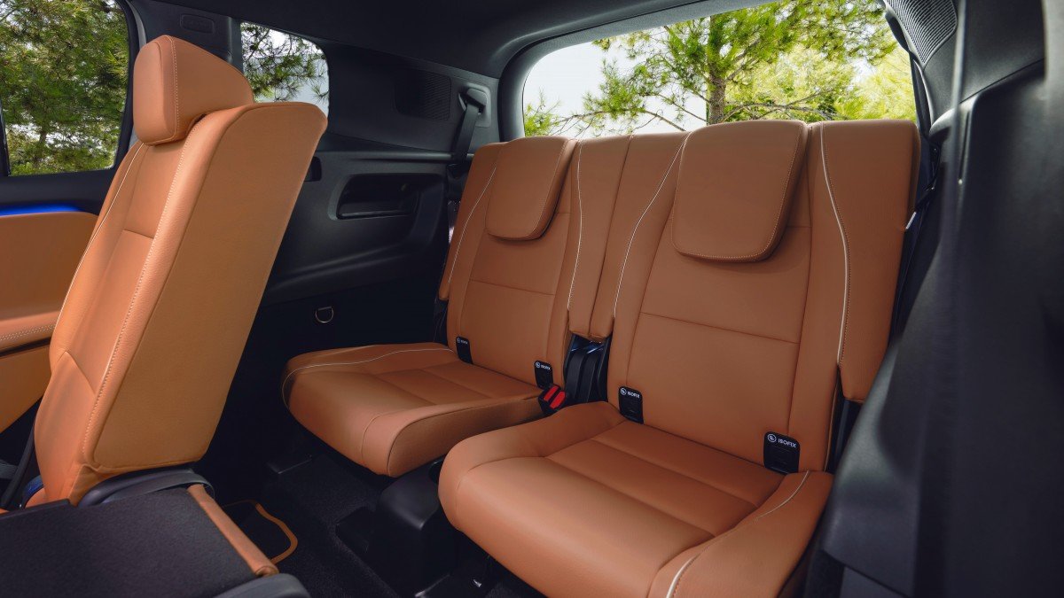 7 Key Features of the Mercedes-Benz GLB That Make It a Must-Have Electric SUV