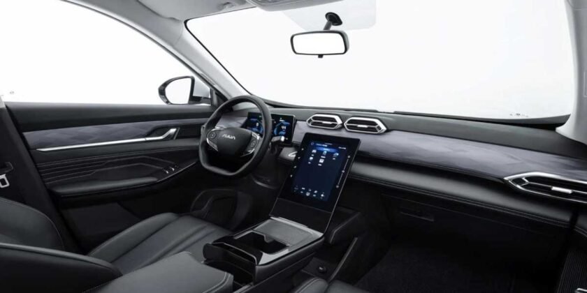 Dongfeng Aeolus Sky EV01