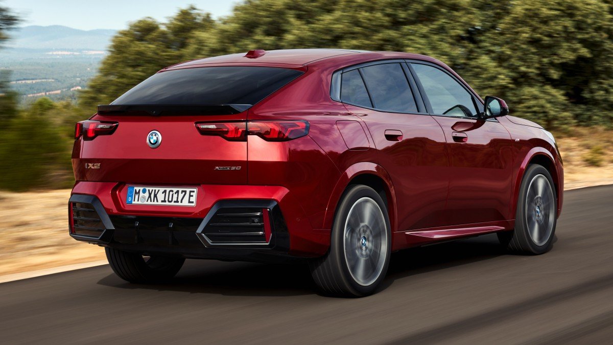 BMW Boosts EV Range and Charging for Spring 2026 Lineup