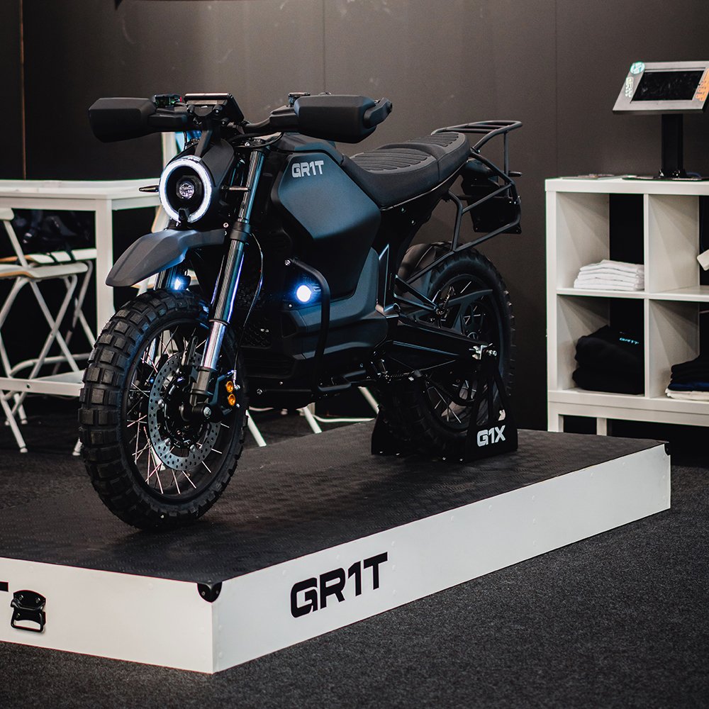GR1T Raider: Modular Electric Motorcycle for Civilian and Military Use GR1T Raider: Modular Electric Motorcycle