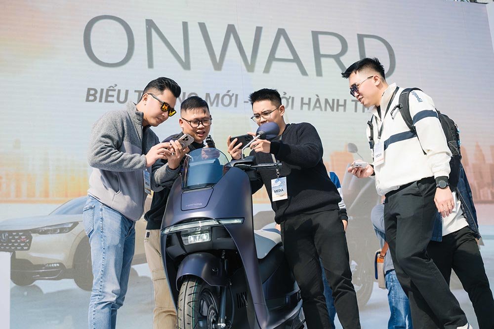 Honda Launches CUV e Electric Motorcycle in Vietnam Ahead of Fuel Bike Ban Honda Launches CUV e Electric Motorcycle in Vietnam Ahead of Fuel Bike Ban