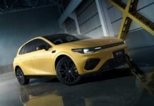 Leapmotor Reveals B03X, B05 EV, and B10 Hybrid at 2026 Brussels Auto Show Leapmotor Reveals B03X, B05 EV, and B10 Hybrid at 2026 Brussels Auto Show