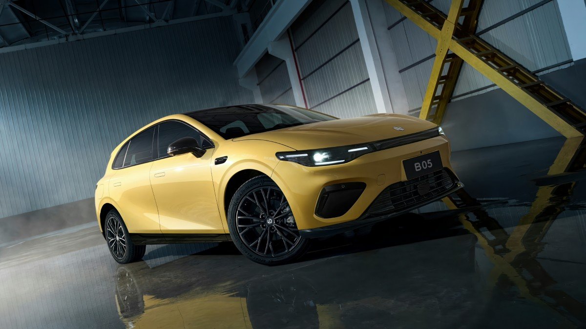 Leapmotor Reveals B03X, B05 EV, and B10 Hybrid at 2026 Brussels Auto Show