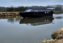 Solar Electric Boat Travels 200 Miles Without Fossil Fuel Solar Electric Boat Travels 200 Miles Without Fossil Fuel