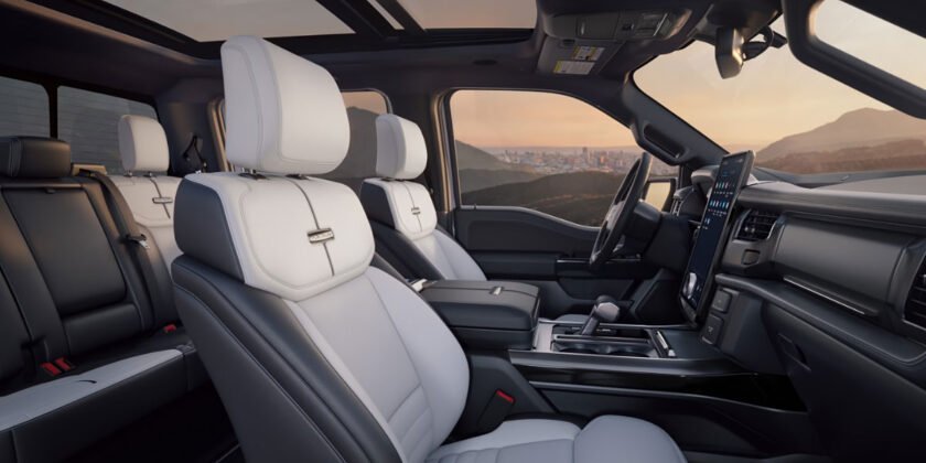 FORD F-150 Lightning 2026