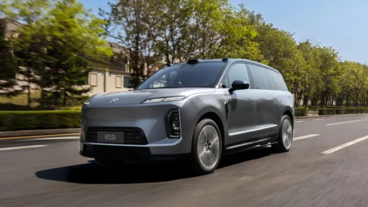 Nio ES9