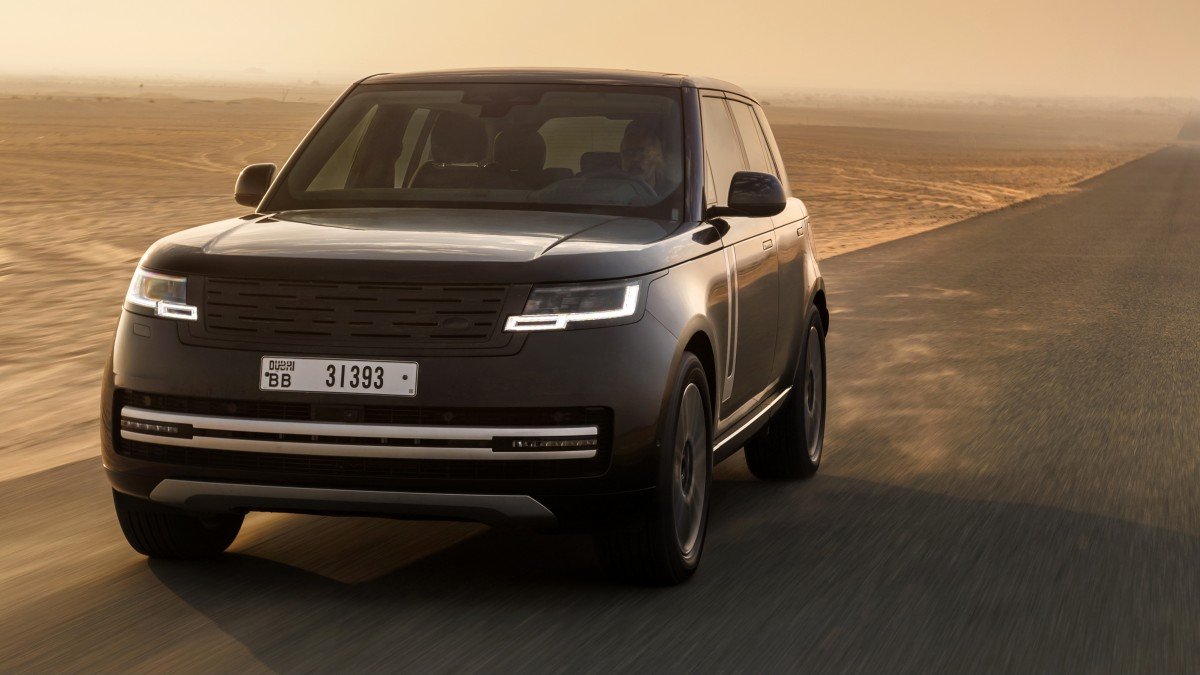 Electric Land Rover Velar Likely Coming in 2026