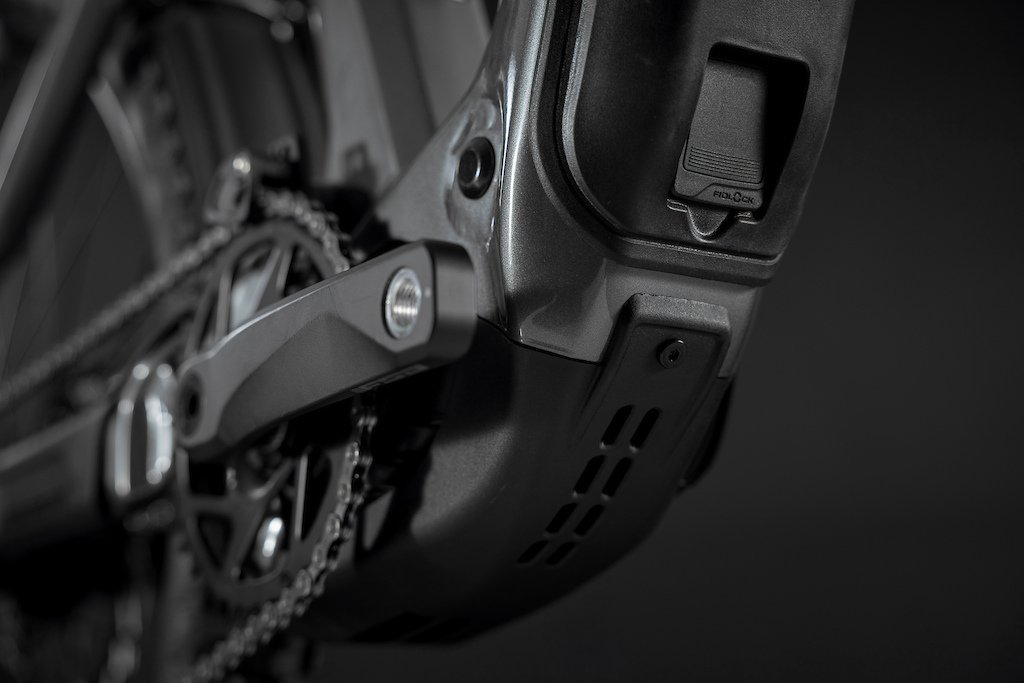 MERIDA ETMO: Affordable Bosch e-MTB With 800 Wh Option MERIDA ETMO: Affordable Bosch e-MTB With 800 Wh Option