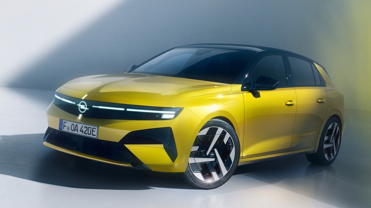 New Opel Astra Electric Gets Bigger Battery With No Price Increase New Opel Astra Electric Gets Bigger Battery With No Price Increase