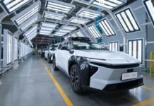 Toyota bZ4X Robotaxi Debuts in China With Pony.ai Self-Driving Tech Toyota bZ4X Robotaxi Debuts in China With Pony.ai Self-Driving Tech