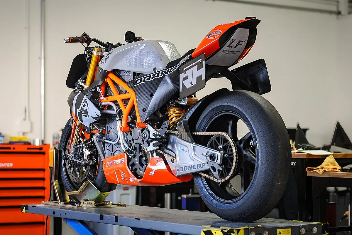 Lightfighter Takes Electric Motorcycles to MotoAmerica Racing