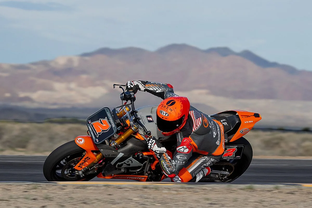 Lightfighter Takes Electric Motorcycles to MotoAmerica Racing