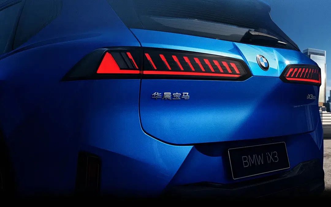 BMW iX3 LWB Debuts in China With 900km Range and 800V Tech