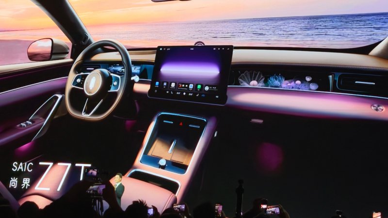 SAIC Z7 & Z7T EVs Launch With 905 km Range and LiDAR