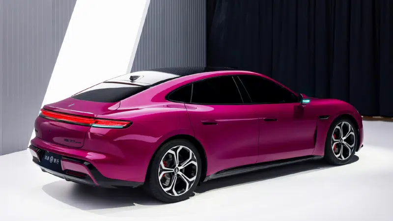 SAIC Z7 & Z7T EVs Launch With 905 km Range and LiDAR