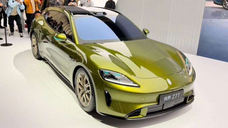 SAIC Z7 & Z7T EVs Launch With 905 km Range and LiDAR