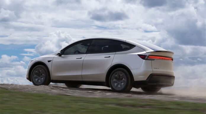 Tesla Model Y L Six-Seater Nears Global Launch Tesla Model Y L Six-Seater Nears Global Launch