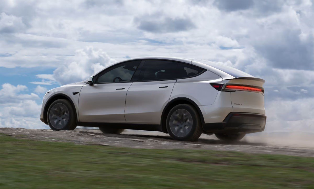 Tesla Model Y L Six-Seater Nears Global Launch