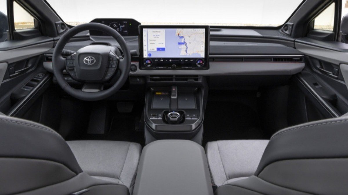 Toyota C-HR+ EV Hits Europe With 377-Mile Range, 150 kW Charging Toyota C-HR+ EV Hits Europe With 377-Mile Range, 150 kW Charging