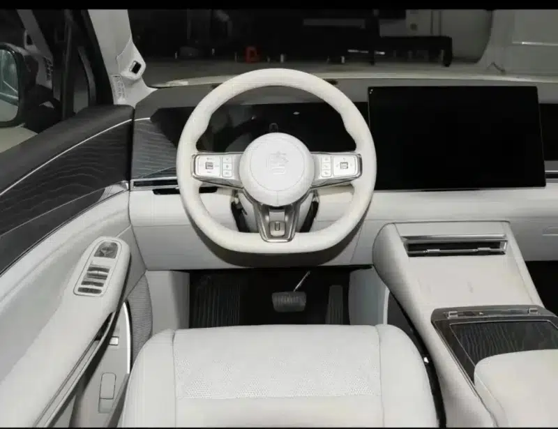 BYD Great Tang 2025: Full-Size Electric SUV Arrives at Dealerships With 950 km Range and 784 hp AWD BYD Great Tang 2025: Full-Size Electric SUV Arrives at Dealerships With 950 km Range and 784 hp AWD