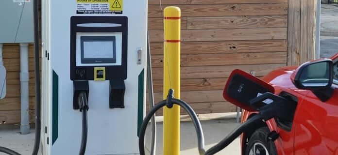 LG Energy Solution Posts $138M Q1 2026 Loss as EV Demand Slows — Worse Than Expected LG Energy Solution Posts $138M Q1 2026 Loss as EV Demand Slows — Worse Than Expected