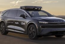 Uber’s Self-Driving Lucid Gravity Robotaxi Is Now Carrying Real Passengers in San Francisco Uber's Self-Driving Lucid Gravity Robotaxi Is Now Carrying Real Passengers in San Francisco