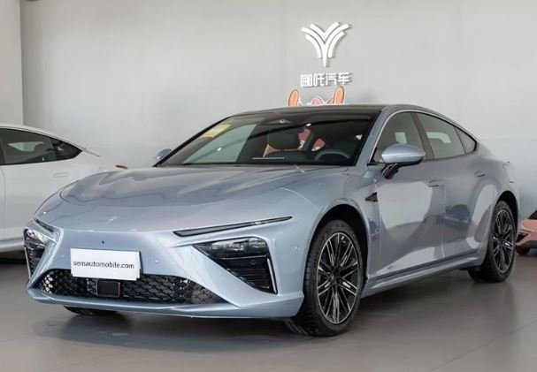 Best EV for Nigerian Roads: Top 5 Picks That Can Handle Our Streets