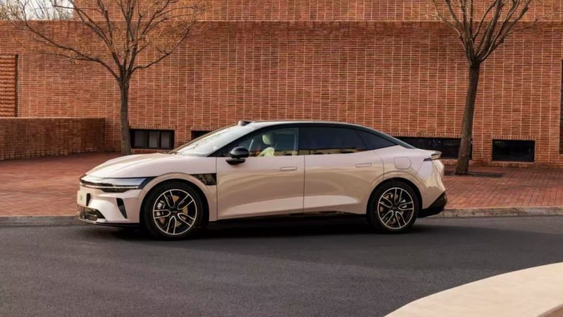 Zeekr 007 & 7 GT Presale: 905km Range, 784hp AWD