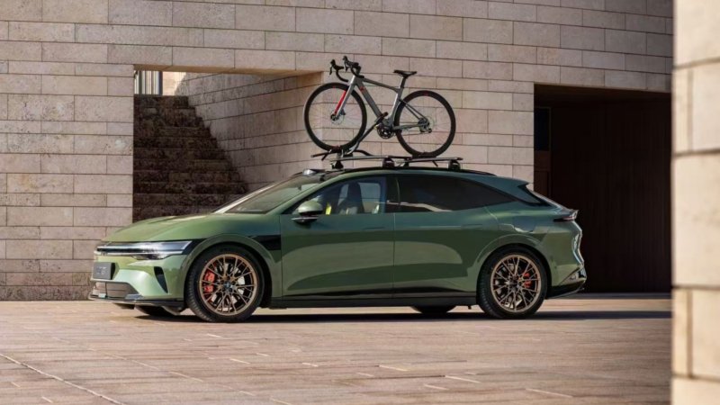 Zeekr 007 & 7 GT Presale: 905km Range, 784hp AWD