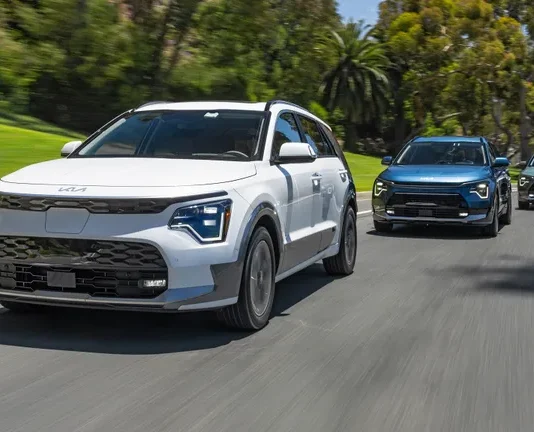 Plug-in Hybrid vs Full Electric Car: Which to Buy in 2026?