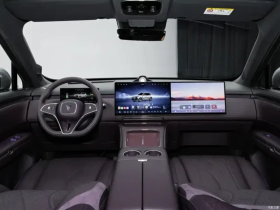 Voyah Taishan X8