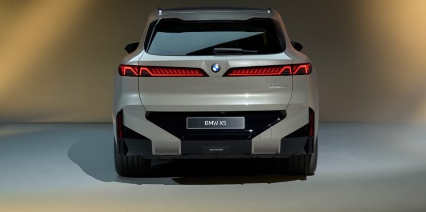 BMW iX5