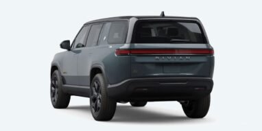 Rivian R1S 2026