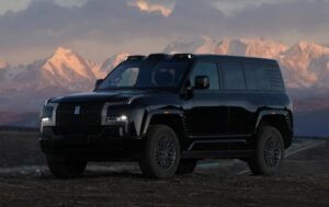Yangwang U8