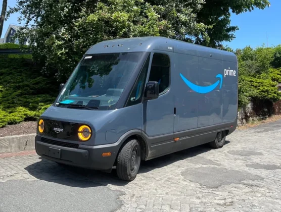 Electric Vehicles for Small Businesses in 2026: Is the Switch Worth It?