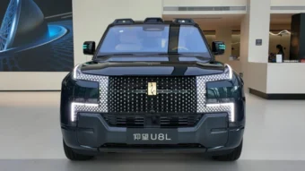Yangwang U8L