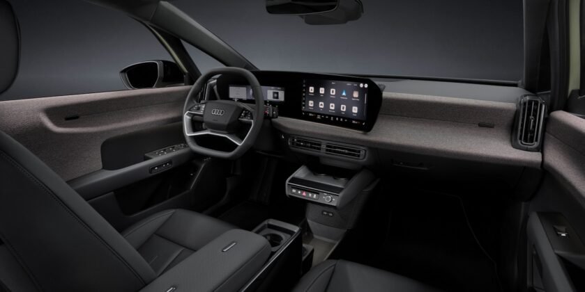 Audi A2 e-tron inside