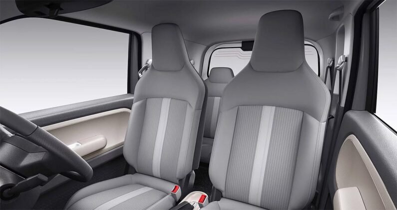 MG Comet EV seats
