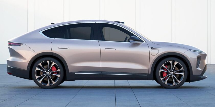 Nio EC7 side