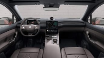 Nio EL7 inside