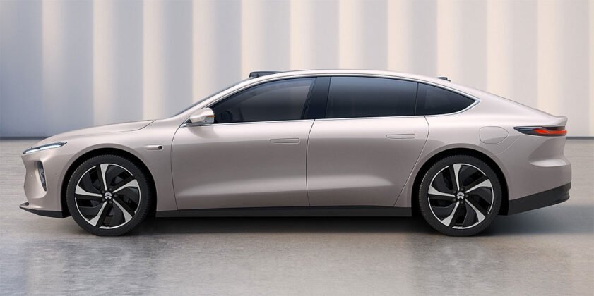 Nio ET7 side